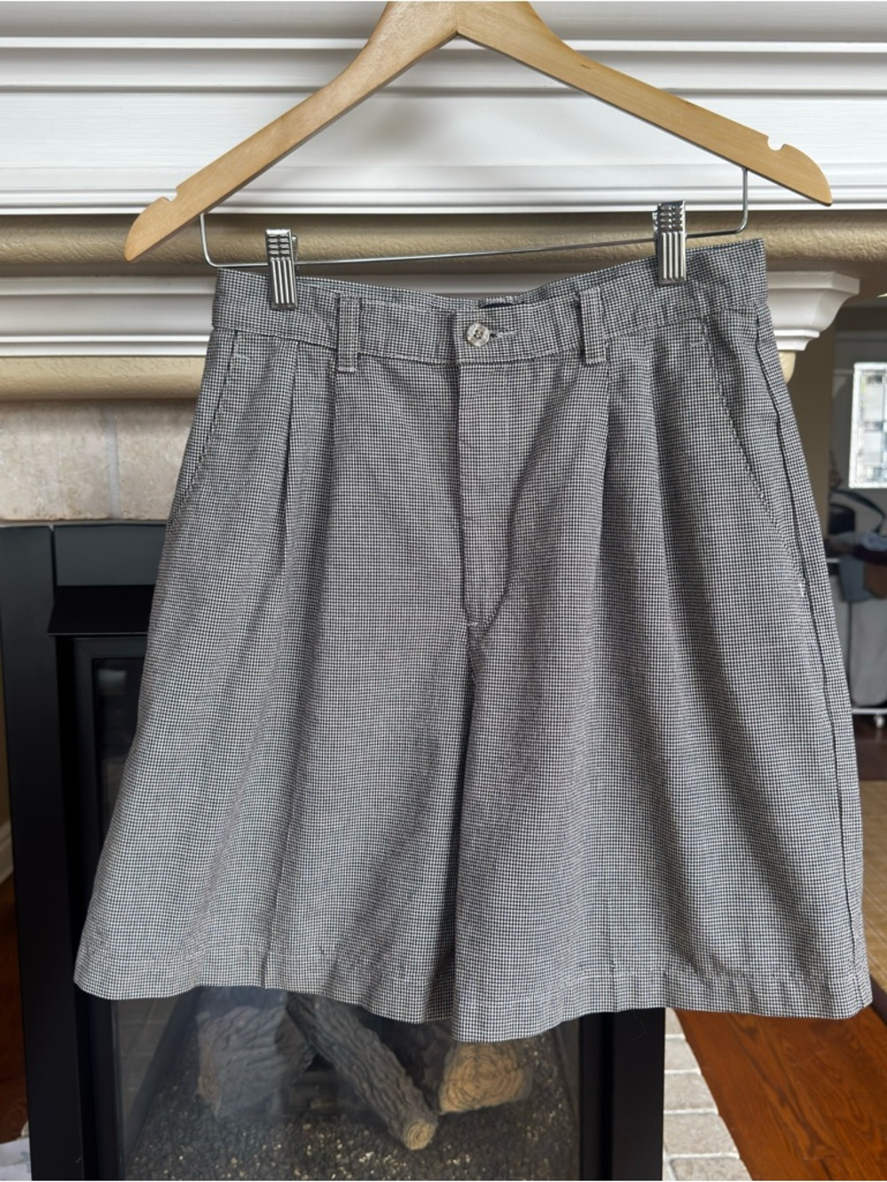 Vintage 90s Houndstooth Pleated East Coast Prep Academic Trouser Shorts